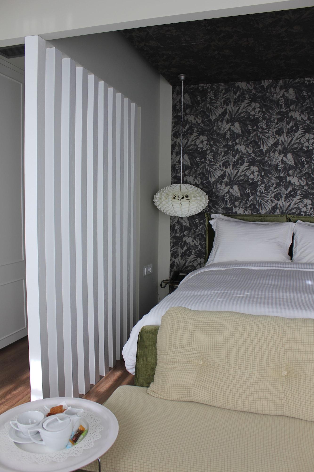 Hotel Metropolis Яніна Екстер'єр фото