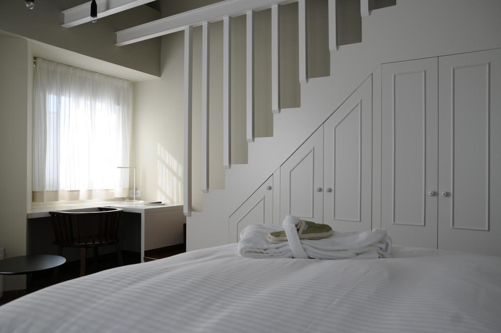 Hotel Metropolis Яніна Екстер'єр фото