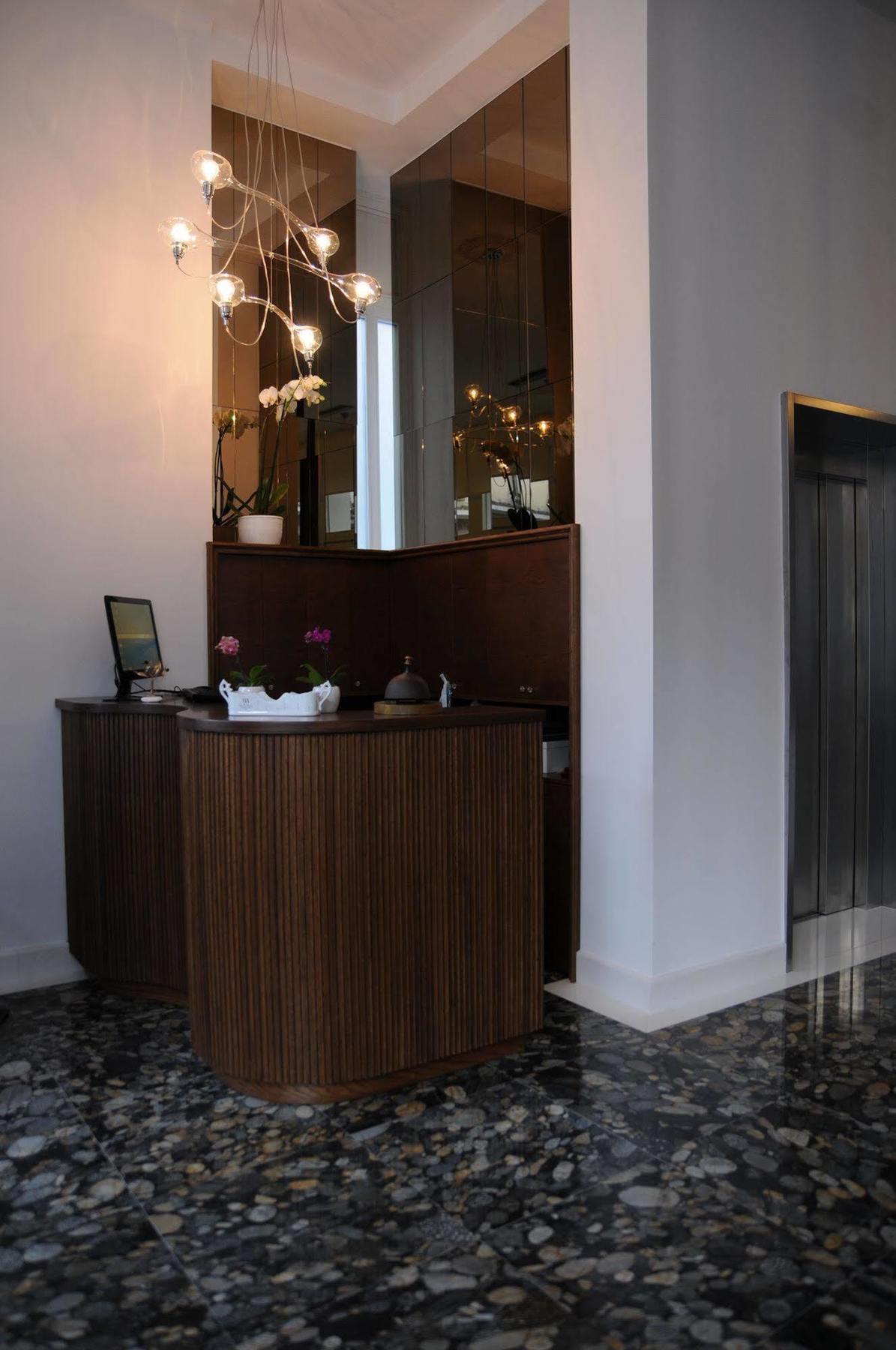 Hotel Metropolis Яніна Екстер'єр фото